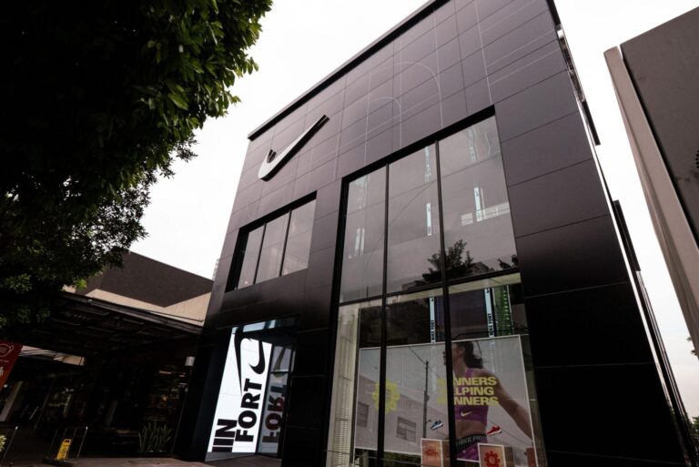 ACP Installation- Nike Exterior